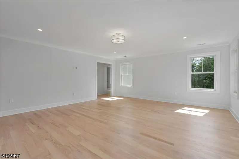 517 Lexington Ave Cranford, NJ 07016