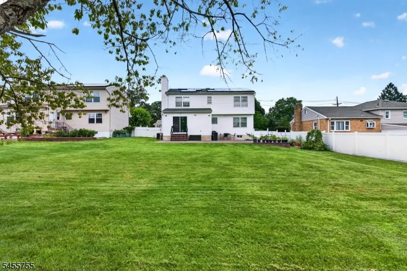 296 Remsen Ave Woodbridge, NJ 07001