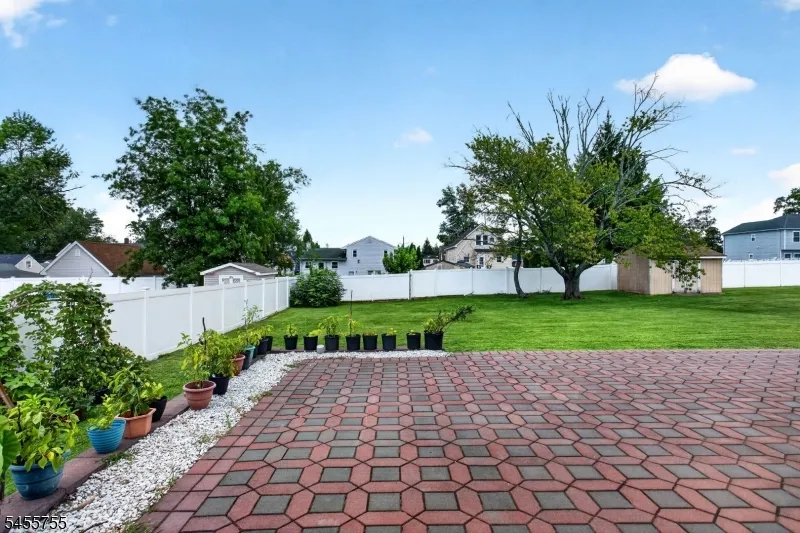 296 Remsen Ave Woodbridge, NJ 07001