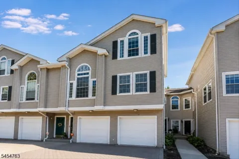 15 Witherspoon Ct