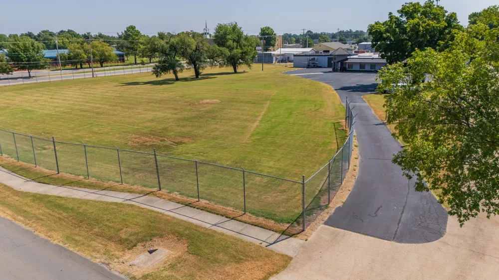 8902 E 11th Street Tulsa, OK 74112