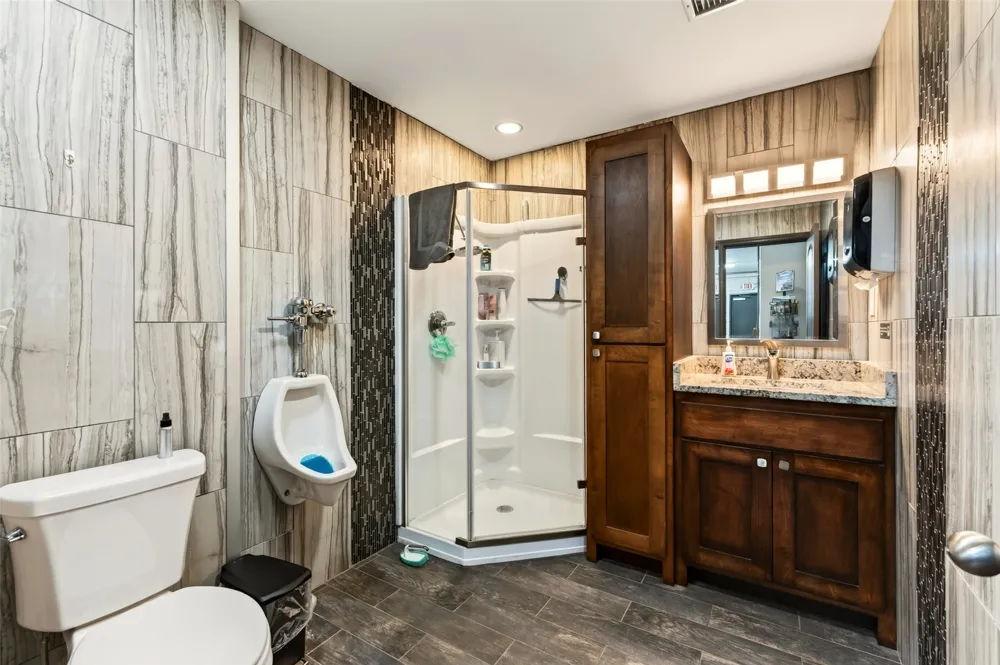 8902 E 11th Street Tulsa, OK 74112