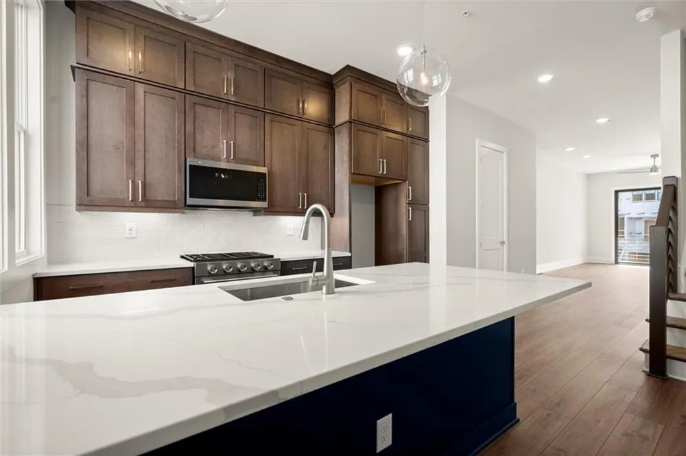 642 Soul Alley #105 Alpharetta, GA 30009