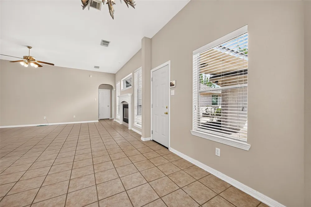 2726 Martinec Drive Pearland, TX 77584