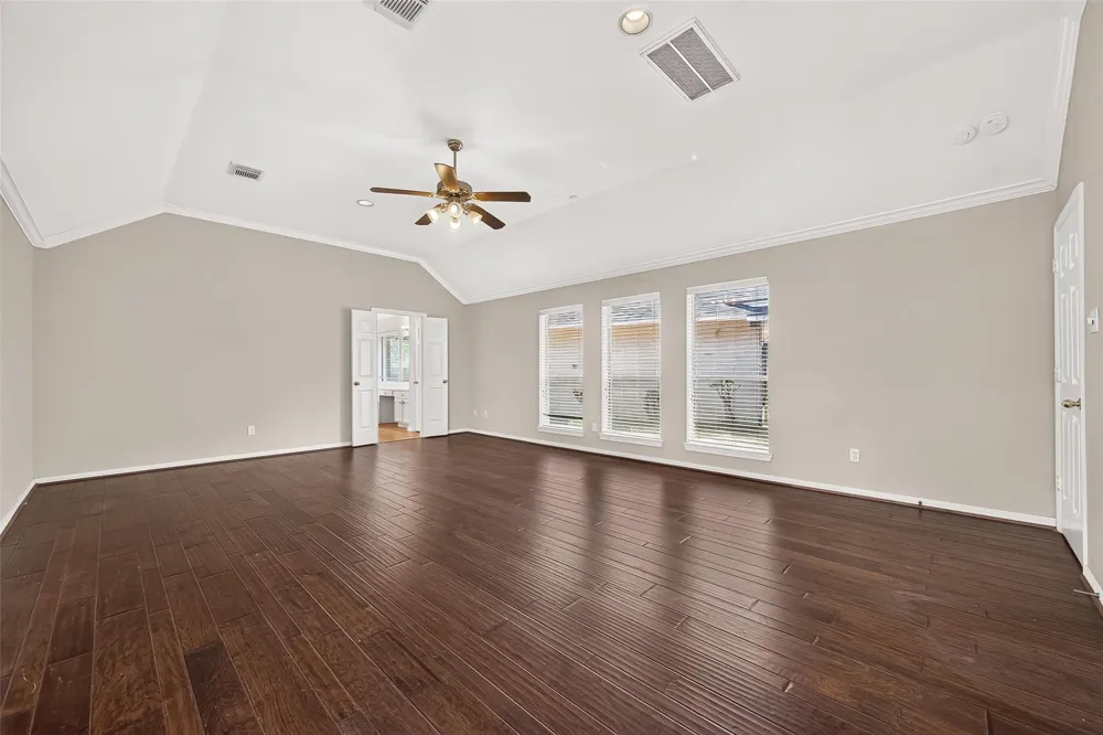 2726 Martinec Drive Pearland, TX 77584