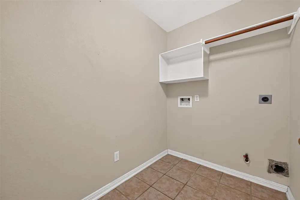 2726 Martinec Drive Pearland, TX 77584