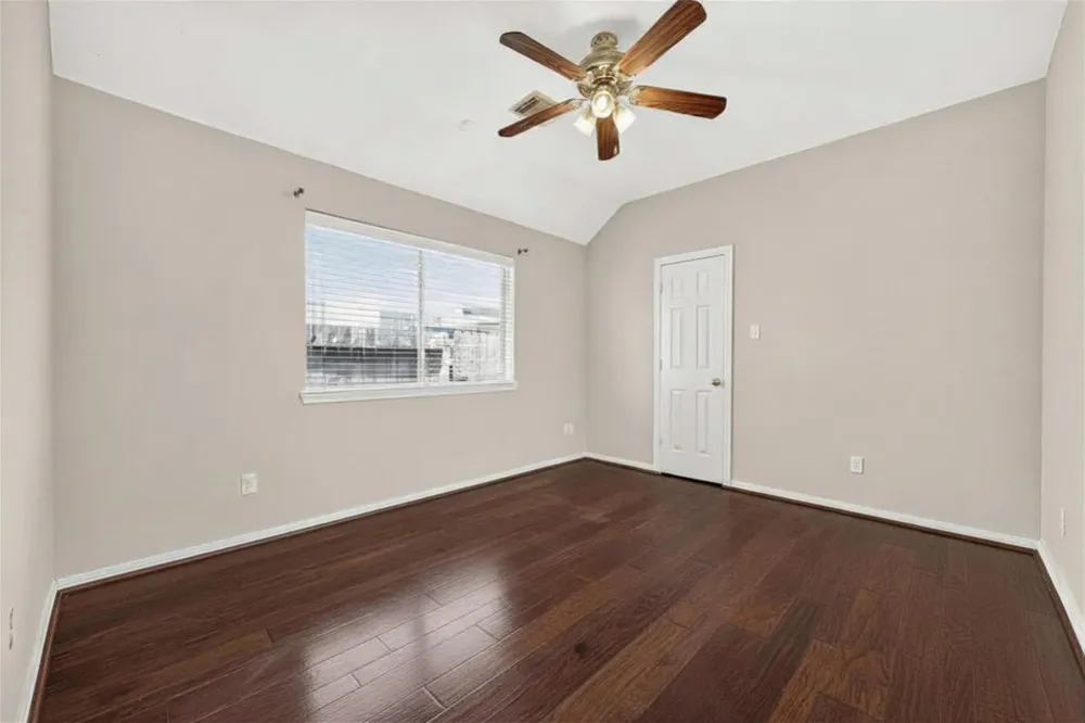 2726 Martinec Drive Pearland, TX 77584