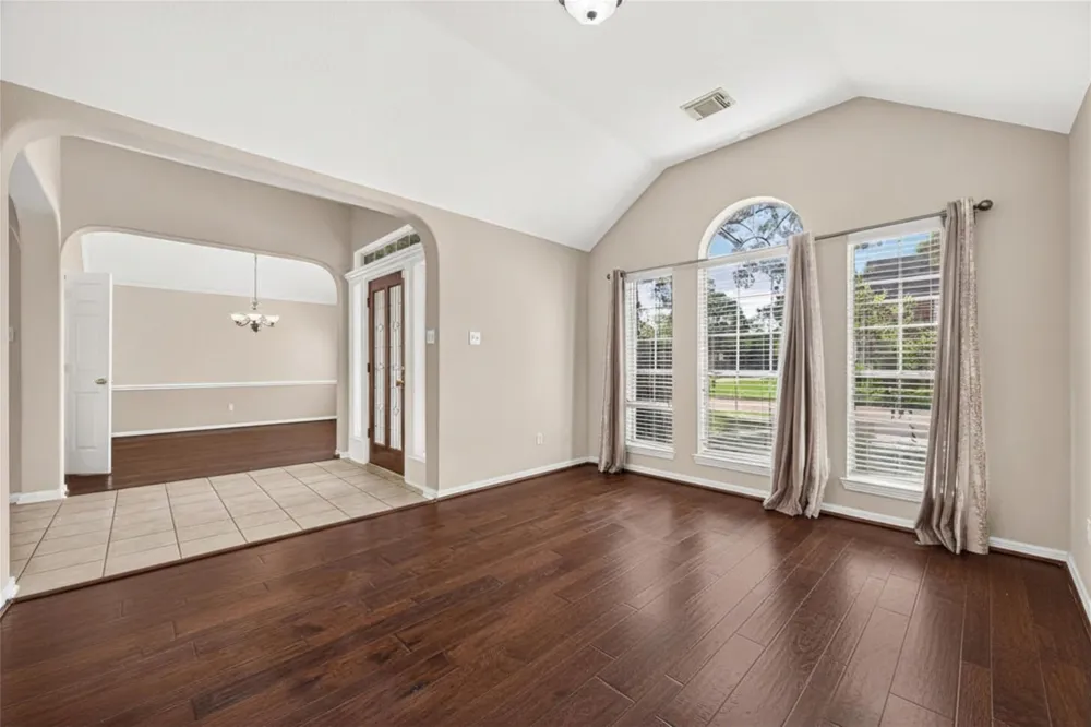 2726 Martinec Drive Pearland, TX 77584