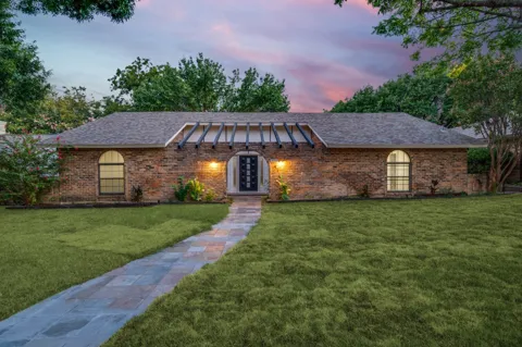8257 Bobwhite Drive