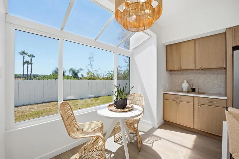 615 Naples Court Oceanside, CA 92057