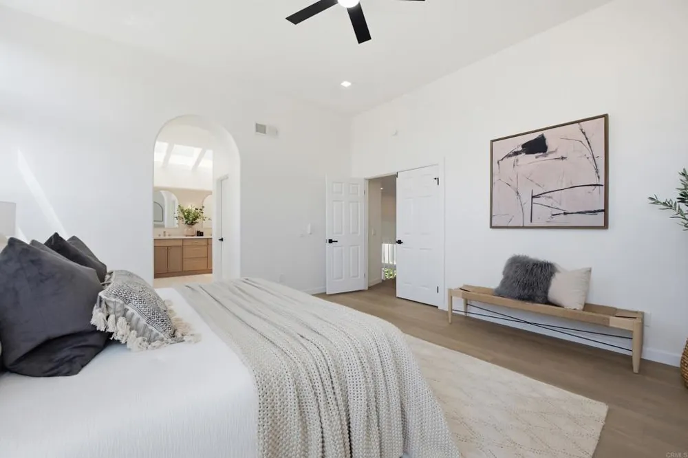 615 Naples Court Oceanside, CA 92057