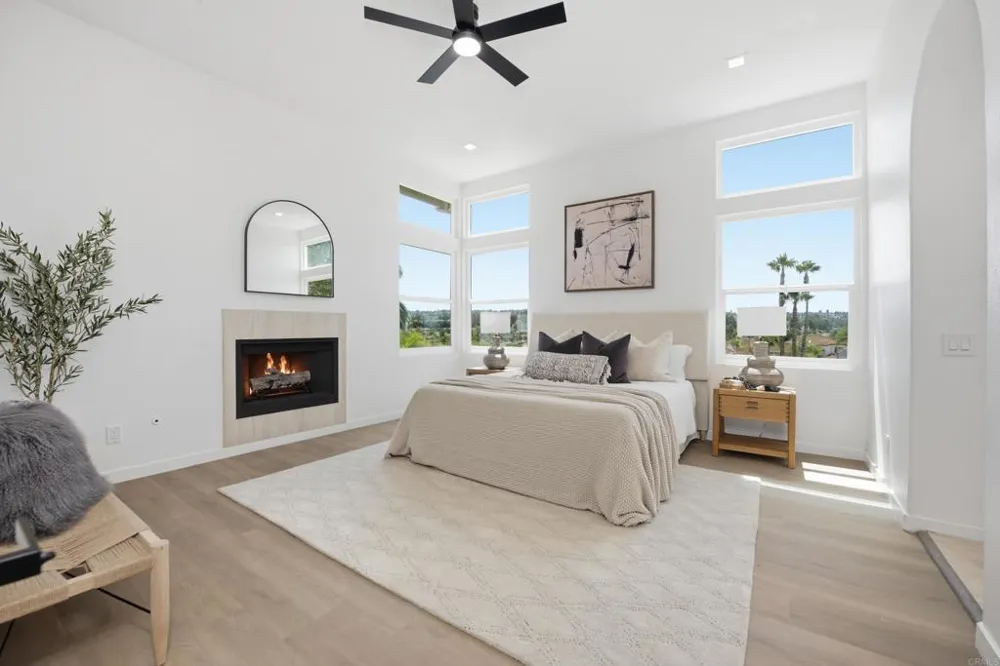 615 Naples Court Oceanside, CA 92057