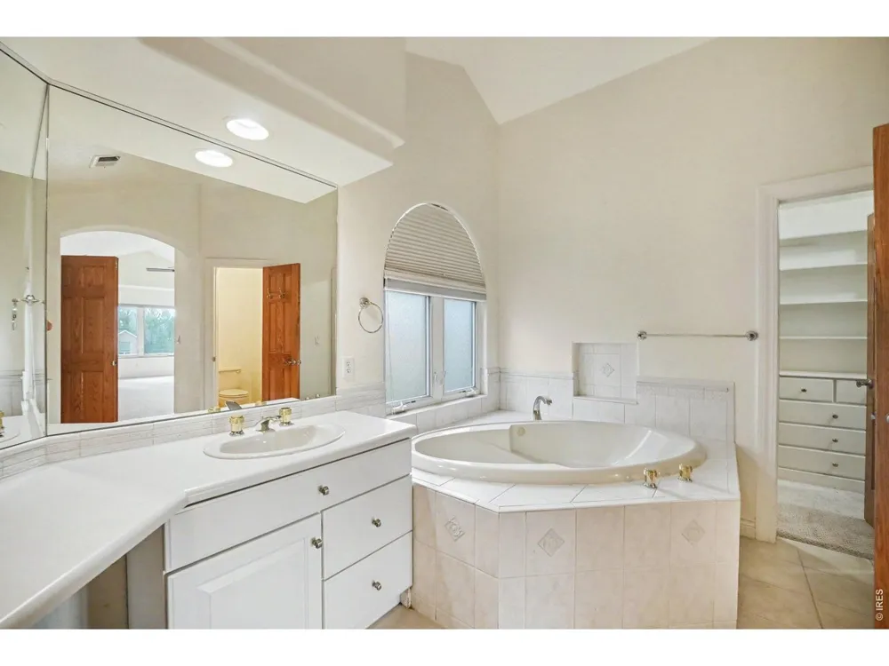 1690 Brown Court Longmont, CO 80503