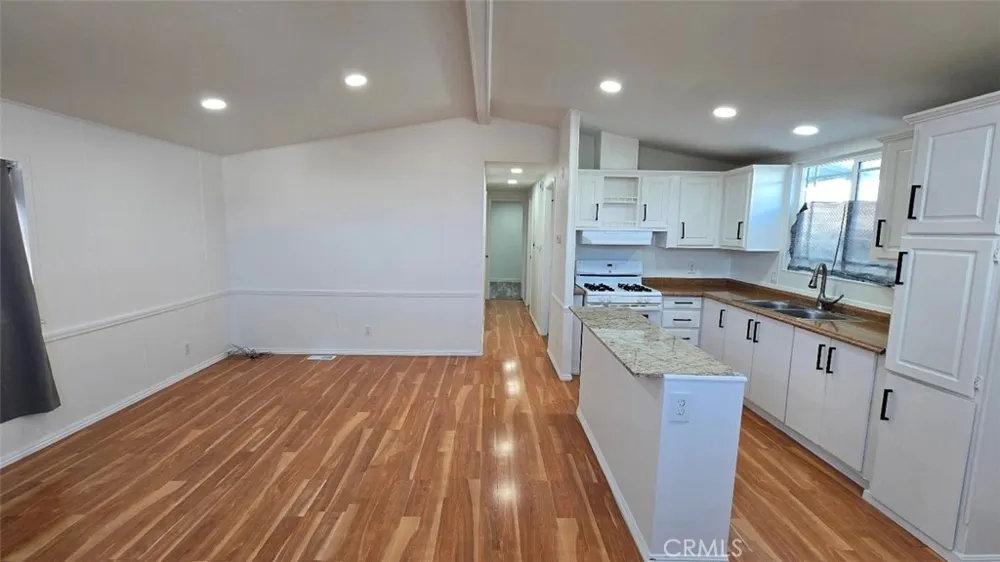 16950 S Gramercy Place #22 A Gardena, CA 90247