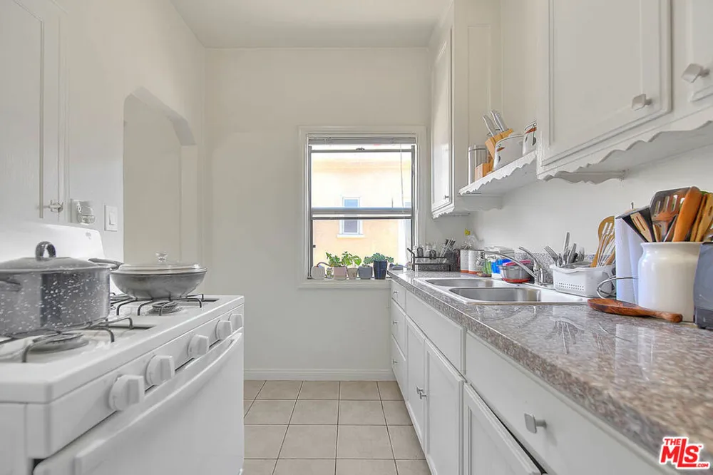 3008 Stocker Street Los Angeles, CA 90008
