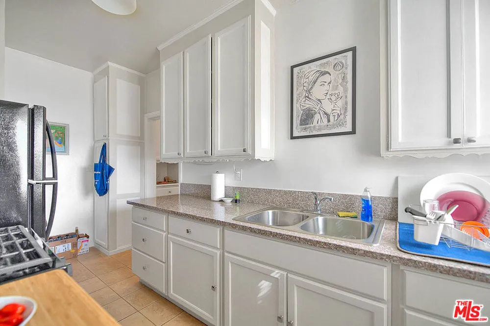 3008 Stocker Street Los Angeles, CA 90008