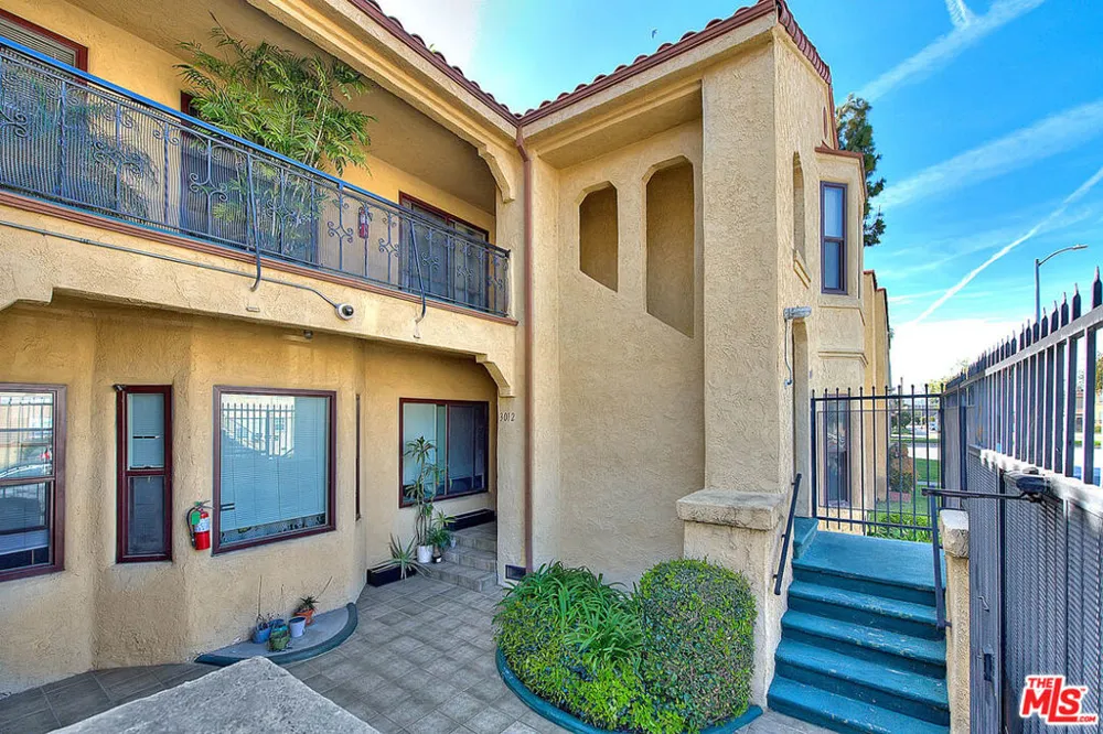 3008 Stocker Street Los Angeles, CA 90008