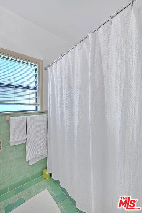 3008 Stocker Street Los Angeles, CA 90008