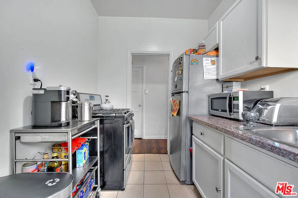 3008 Stocker Street Los Angeles, CA 90008