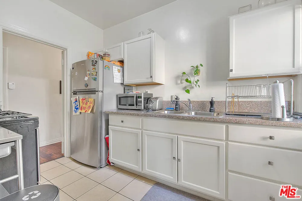 3008 Stocker Street Los Angeles, CA 90008