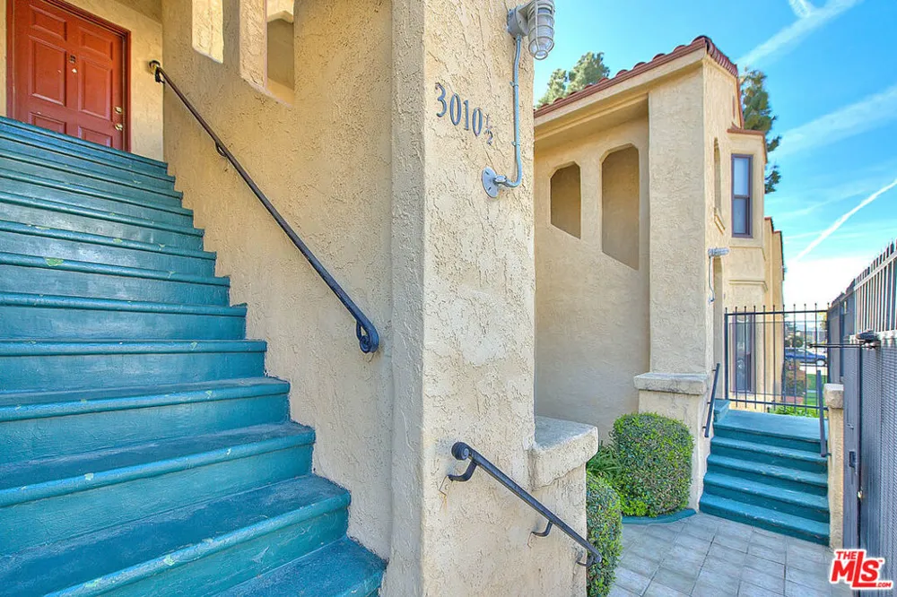 3008 Stocker Street Los Angeles, CA 90008