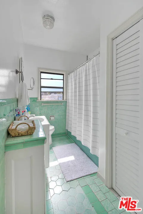 3008 Stocker Street Los Angeles, CA 90008