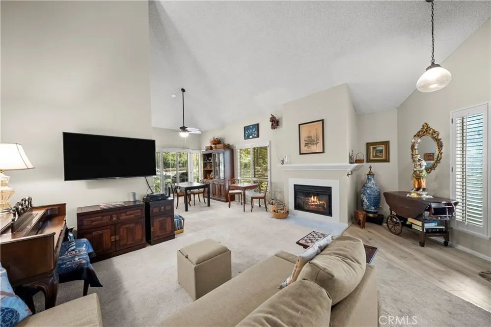 23973 Arroyo Park Drive #112 Valencia, CA 91355