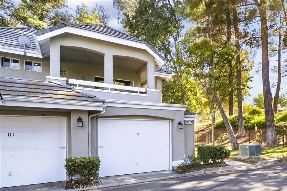 23973 Arroyo Park Drive #112 Valencia, CA 91355