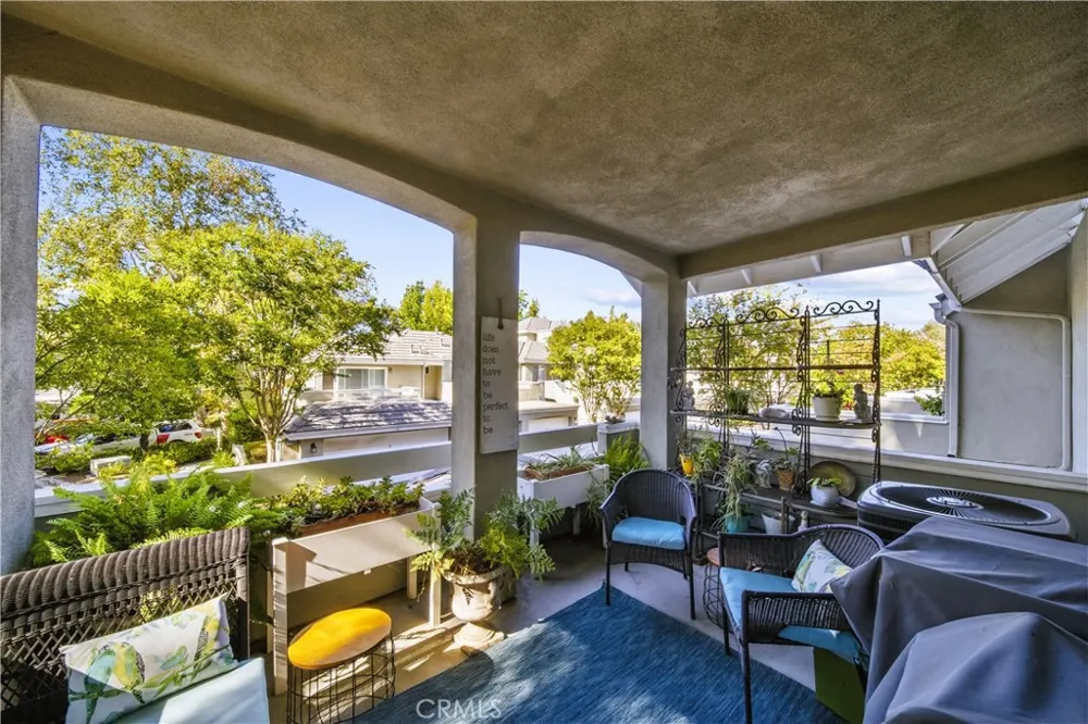23973 Arroyo Park Drive #112 Valencia, CA 91355