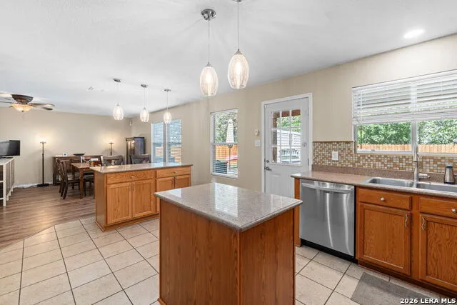 11619 Greenwood Oak San Antonio, TX 78254