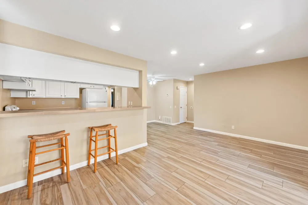 291 E Mel Avenue E #200 Palm Springs, CA 92262