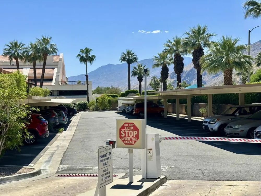 291 E Mel Avenue E #200 Palm Springs, CA 92262