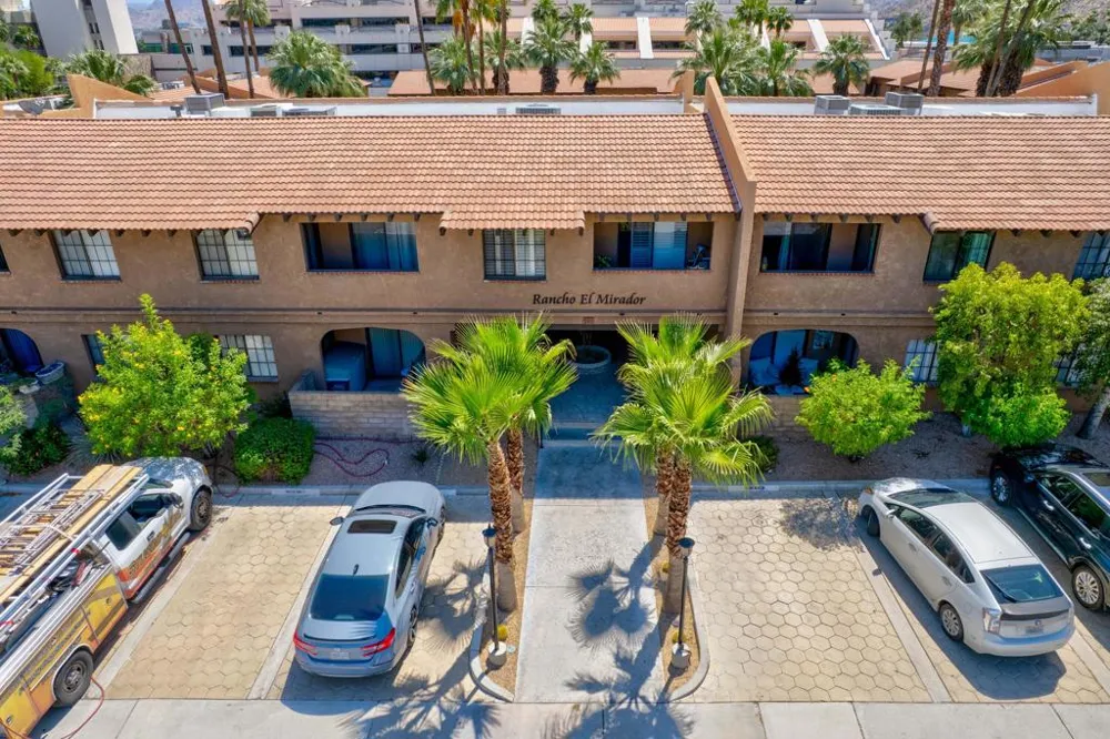 291 E Mel Avenue E #200 Palm Springs, CA 92262