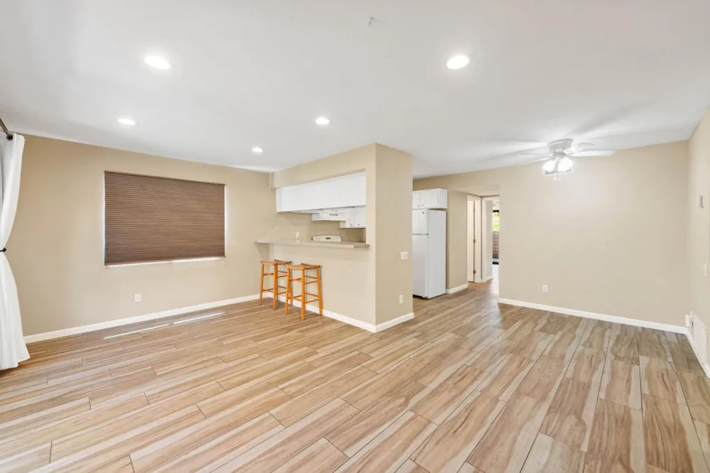 291 E Mel Avenue E #200 Palm Springs, CA 92262