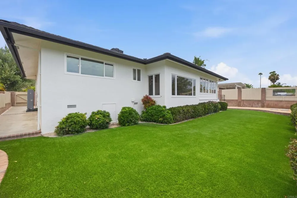 6111 Del Cerro Boulevard San Diego, CA 92120