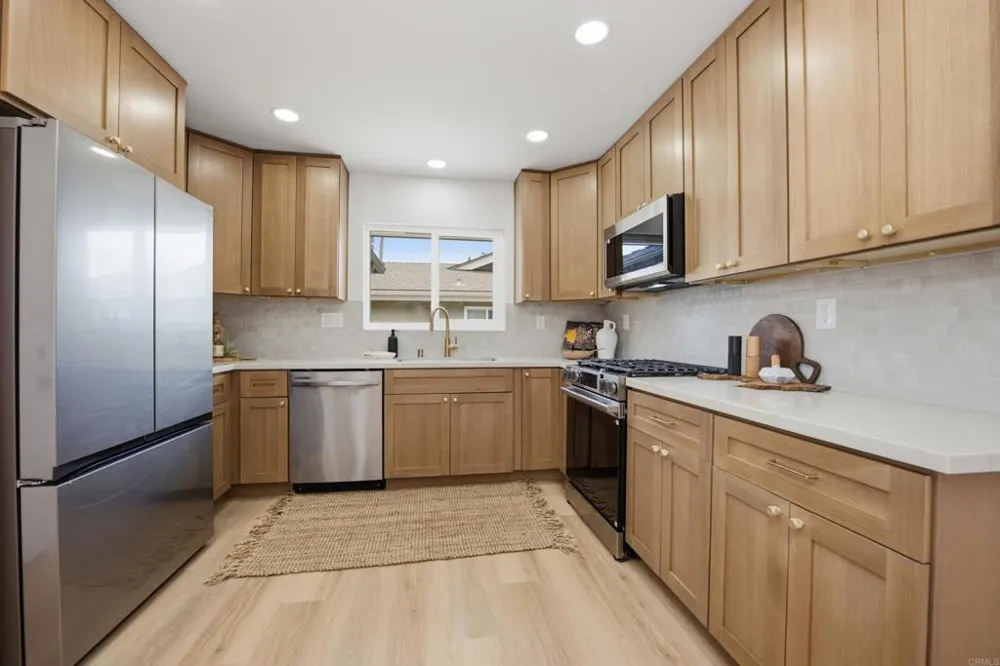 6111 Del Cerro Boulevard San Diego, CA 92120