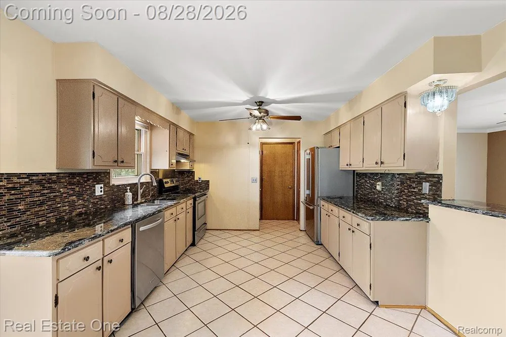 15250 34 Mile Road Armada Township, MI 48005