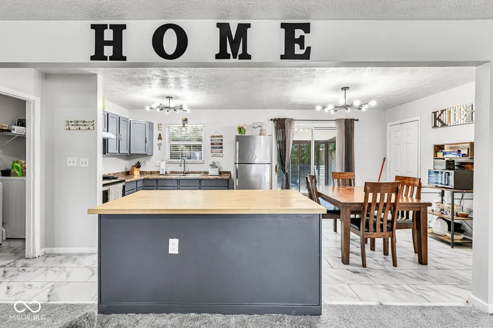 10531 Mohave Court Indianapolis, IN 46235