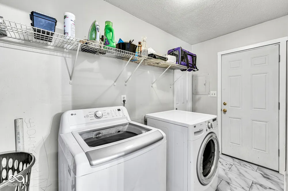 10531 Mohave Court Indianapolis, IN 46235