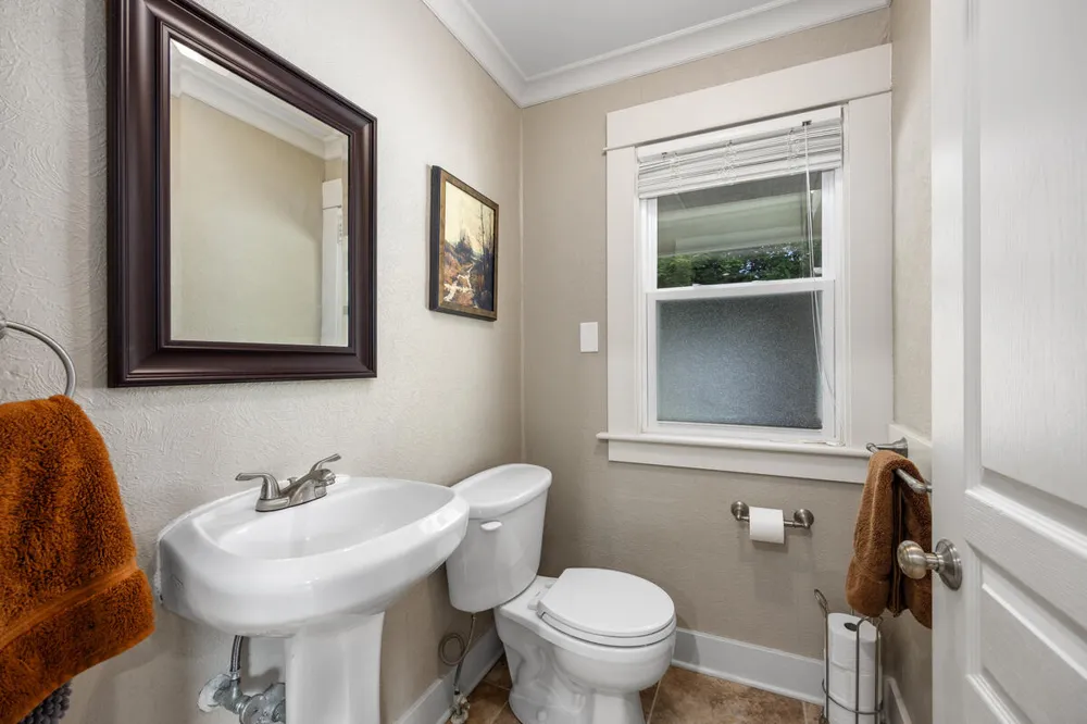 702 Graceland Street NE Grand Rapids, MI 49505