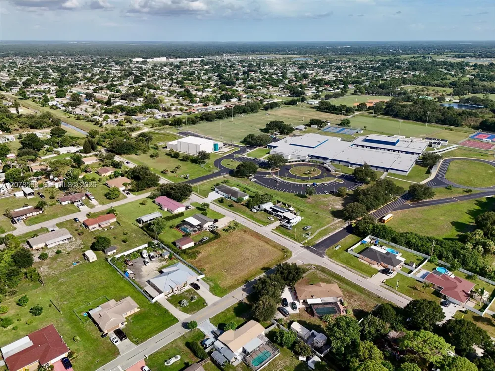 205 ARTHUR AVE Lehigh Acres, FL 33936