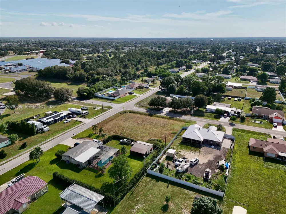 205 ARTHUR AVE Lehigh Acres, FL 33936