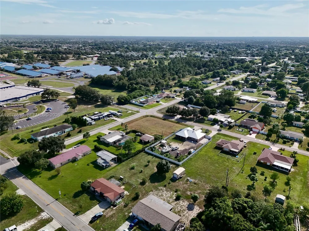 205 ARTHUR AVE Lehigh Acres, FL 33936