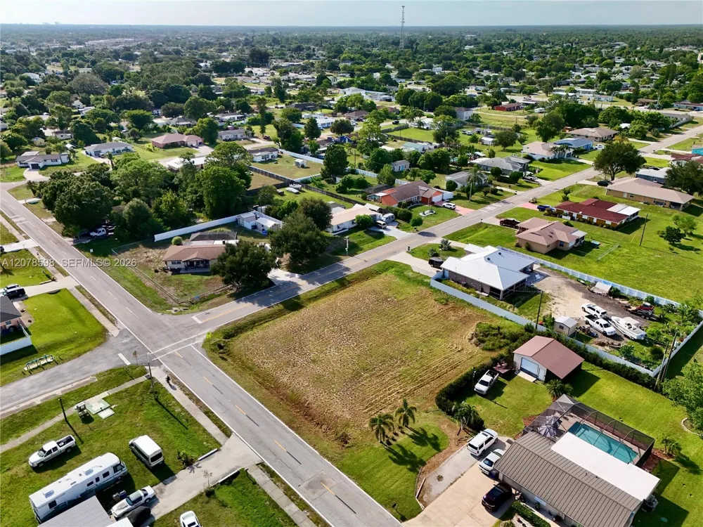 205 ARTHUR AVE Lehigh Acres, FL 33936