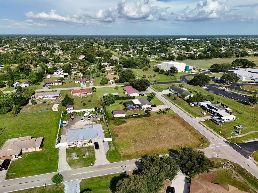 205 ARTHUR AVE Lehigh Acres, FL 33936