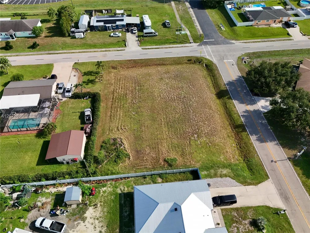 205 ARTHUR AVE Lehigh Acres, FL 33936