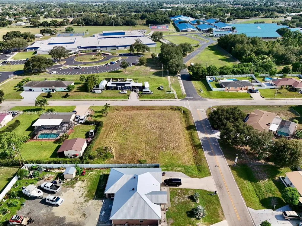 205 ARTHUR AVE Lehigh Acres, FL 33936