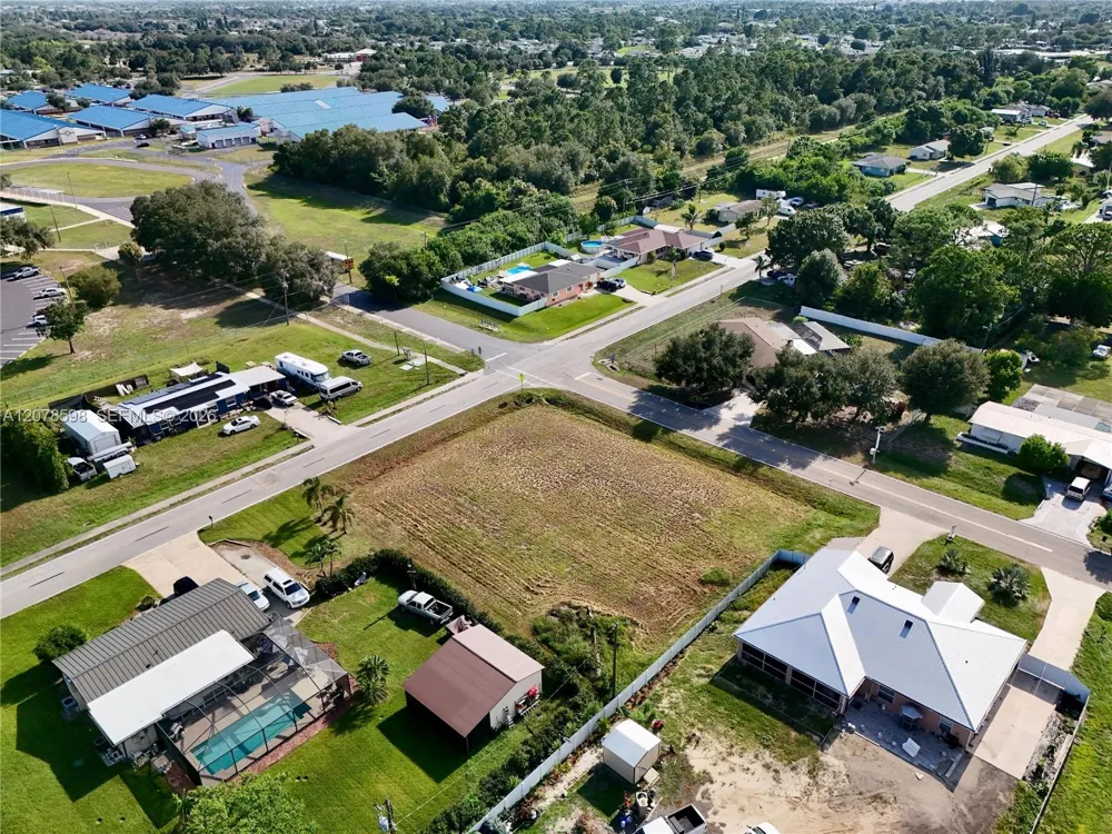 205 ARTHUR AVE Lehigh Acres, FL 33936