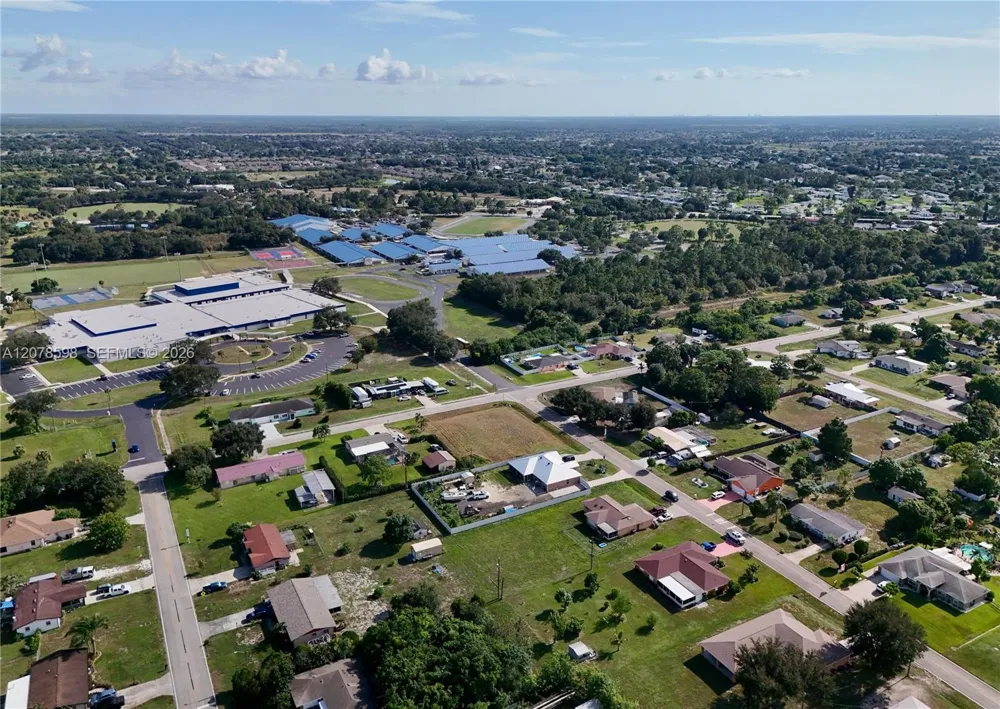 205 ARTHUR AVE Lehigh Acres, FL 33936