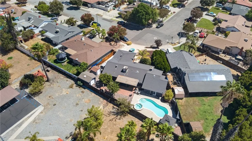 797 S Juanita St Hemet, CA 92543